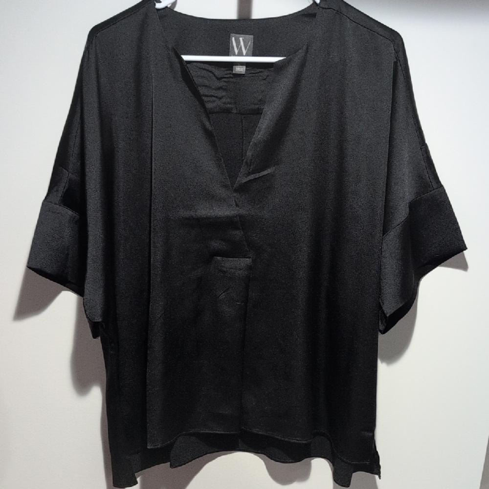 Wolven Black V‑Neck Relaxed Tunic Blouse